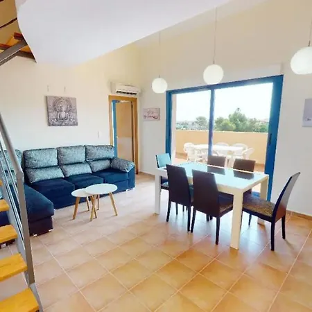 Penthouse In La Marjal, Apartament Denia